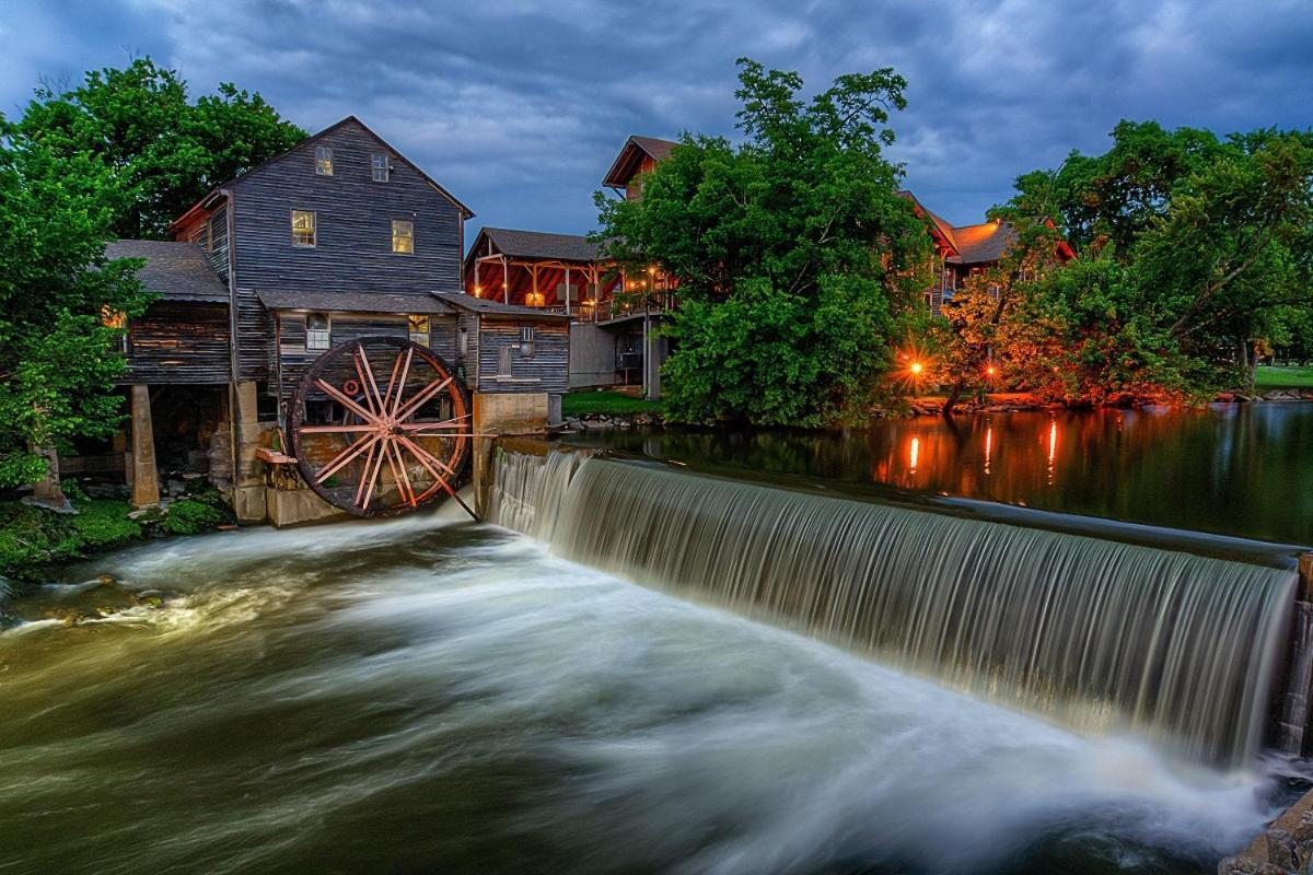 Heavenly Bear, Hot Tub, 1089 Of Free Attraction Tickets For Each Paid Day, Dollywood And More Sevierville Esterno foto