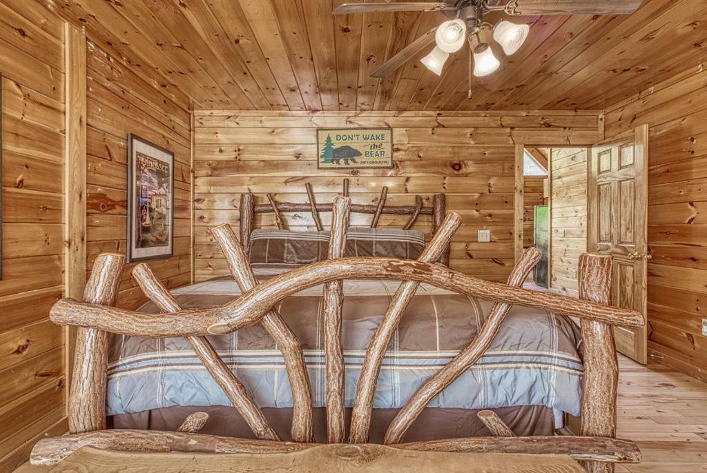 Heavenly Bear, Hot Tub, 1089 Of Free Attraction Tickets For Each Paid Day, Dollywood And More Sevierville Esterno foto